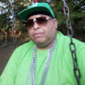 Meet your Posher, Lewis biggredd